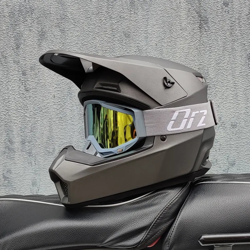Full Face Helmet for Electric Scooter & Downhill MTB - Lightweight Off-Road Racing Gear for High Speed Riding, DH & Rally